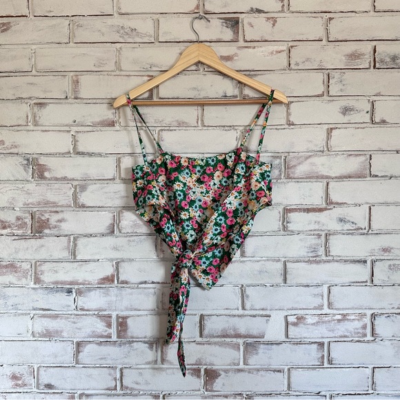 Nasty Gal triangle handkerchief green floral tank small / medium - Picture 3 of 6